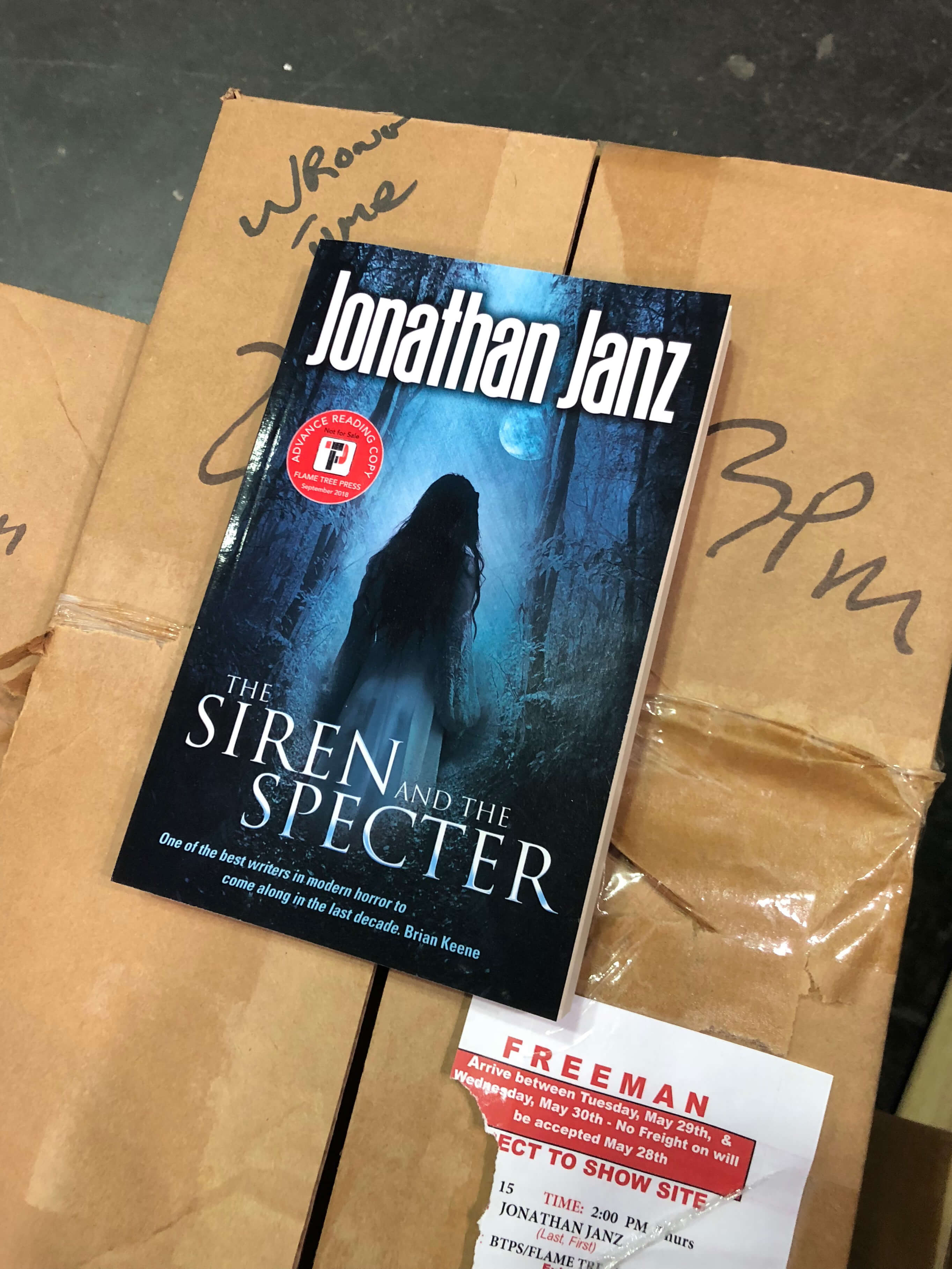Jonathan Janz, The Siren and the Specter, Flame Tree Press